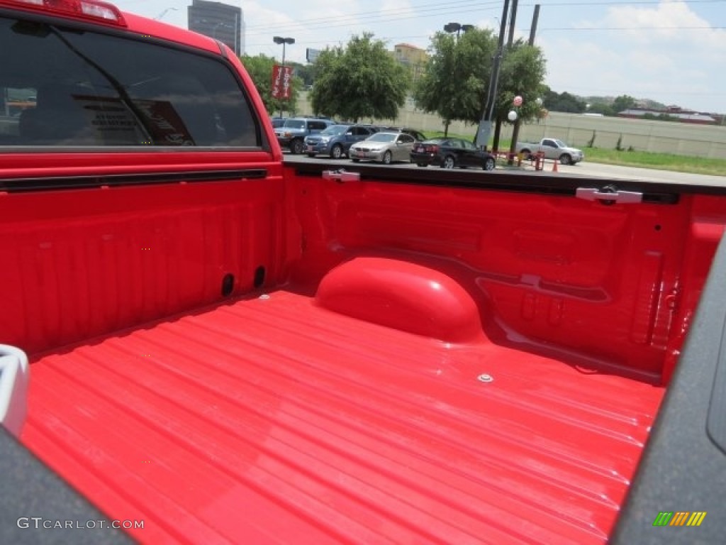 2016 Tundra Limited CrewMax - Radiant Red / Graphite photo #27