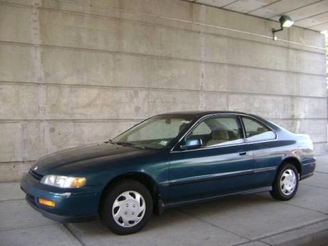 1995 Honda Accord LX Coupe Data, Info and Specs