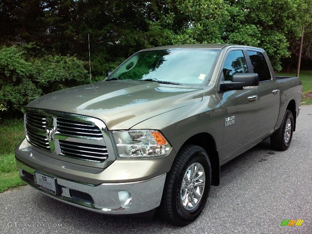 2013 1500 SLT Crew Cab 4x4 - Prairie Pearl / Black/Diesel Gray photo #8