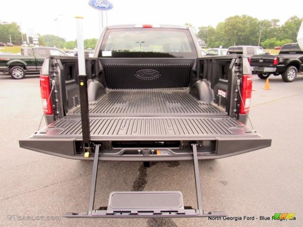 2016 F150 XL SuperCrew 4x4 - Magnetic / Medium Earth Gray photo #15