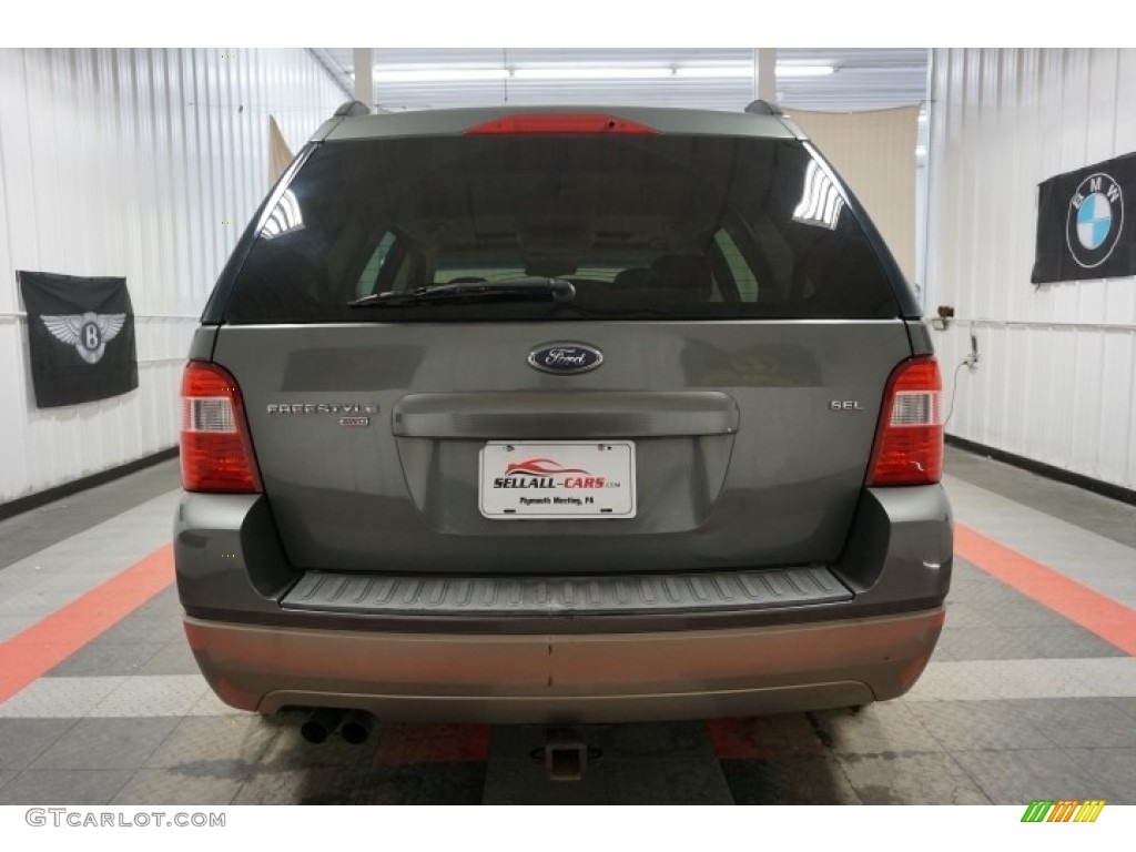 2005 Freestyle SEL AWD - Dark Shadow Grey Metallic / Pebble photo #9