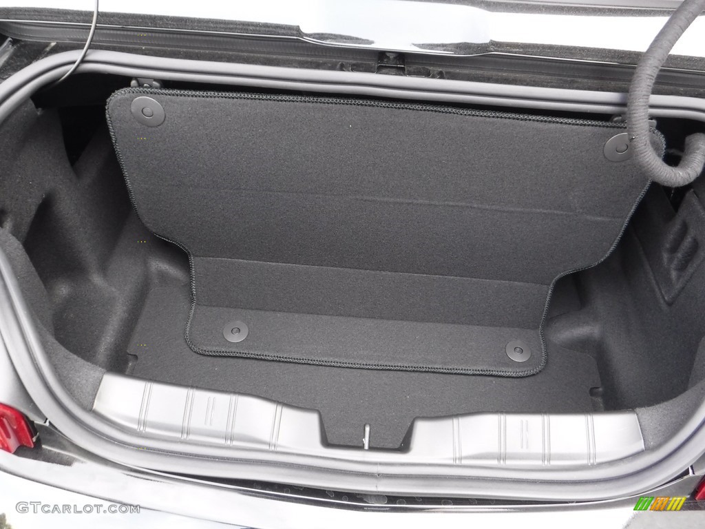 2016 Chevrolet Camaro SS Convertible Trunk Photos