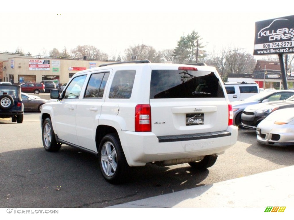 2010 Patriot Sport 4x4 - Stone White / Dark Slate Gray/Pebble Beige photo #5