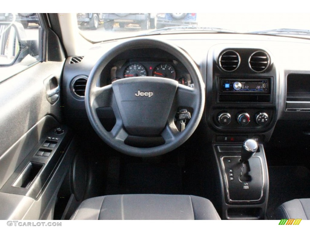 2010 Patriot Sport 4x4 - Stone White / Dark Slate Gray/Pebble Beige photo #19