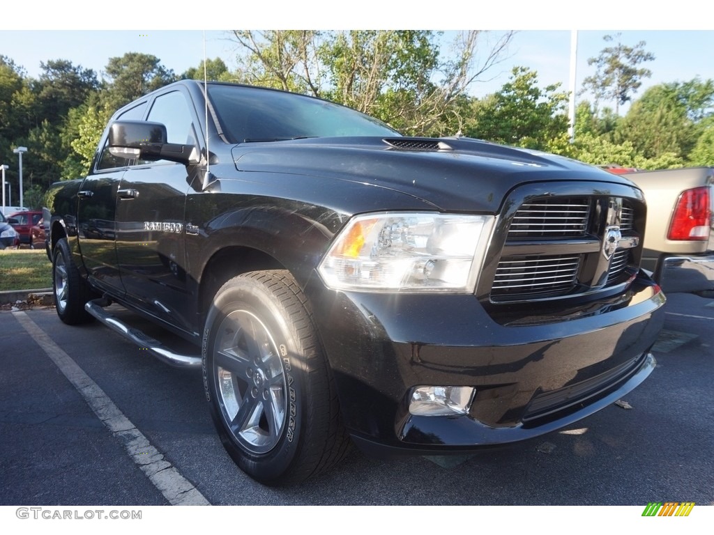 2012 Ram 1500 Sport Crew Cab - Black / Dark Slate Gray photo #4