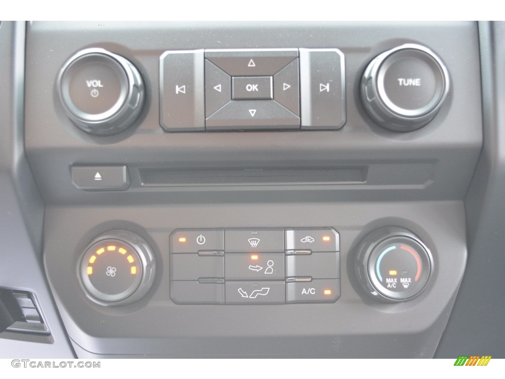 2016 F150 XL SuperCab - Magnetic / Medium Earth Gray photo #33