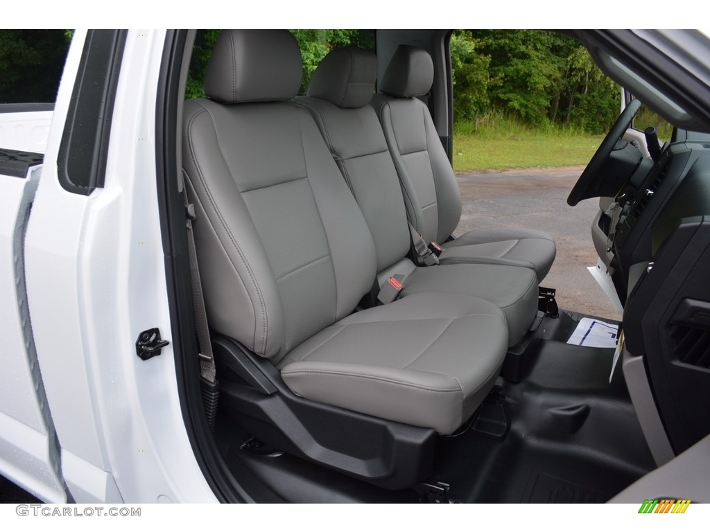 Medium Earth Gray Interior 2016 Ford F150 XL Regular Cab Photo #113376852