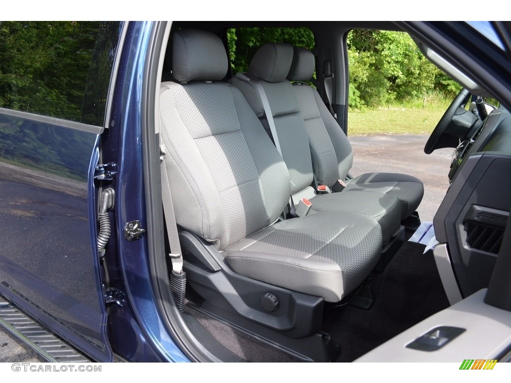 2016 F150 XLT SuperCrew 4x4 - Blue Jeans / Medium Earth Gray photo #25