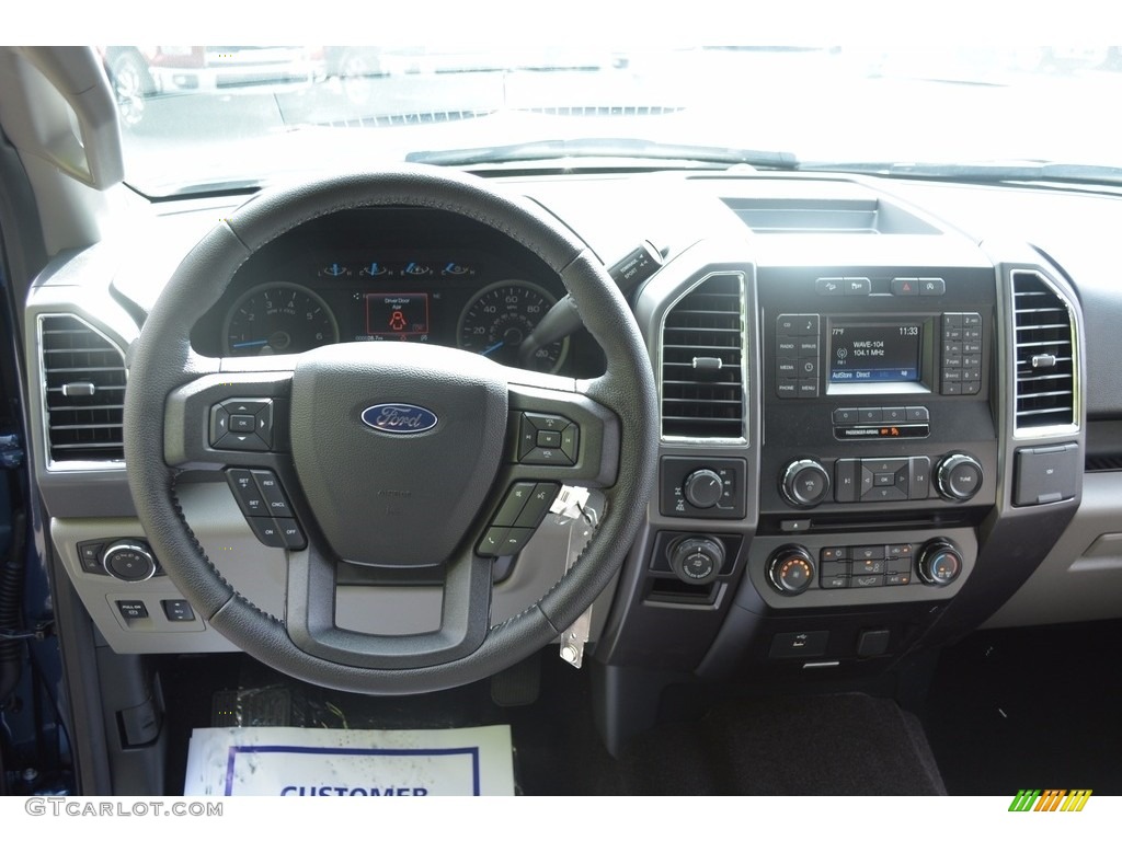 2016 F150 XLT SuperCrew 4x4 - Blue Jeans / Medium Earth Gray photo #28