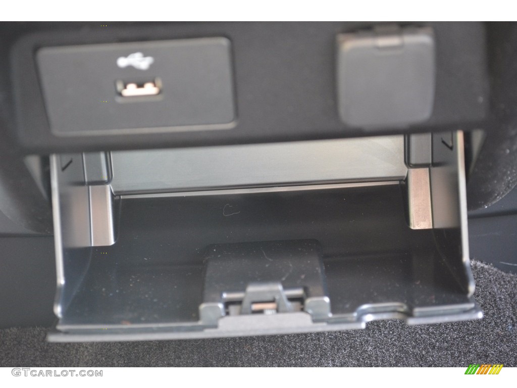 2016 F150 XLT SuperCrew 4x4 - Blue Jeans / Medium Earth Gray photo #32