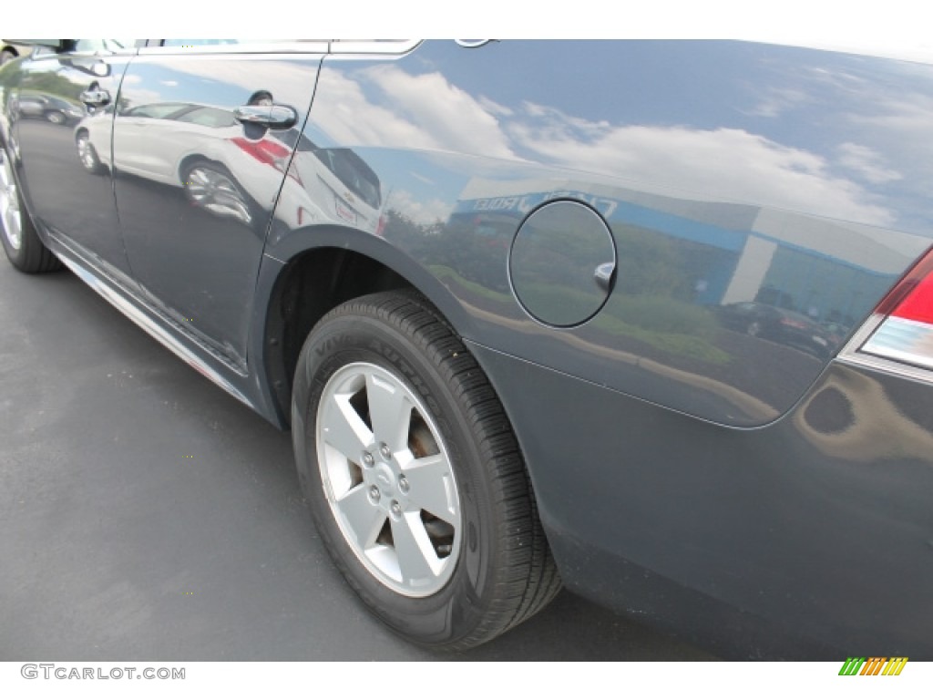 2009 Impala LT - Slate Metallic / Ebony photo #4
