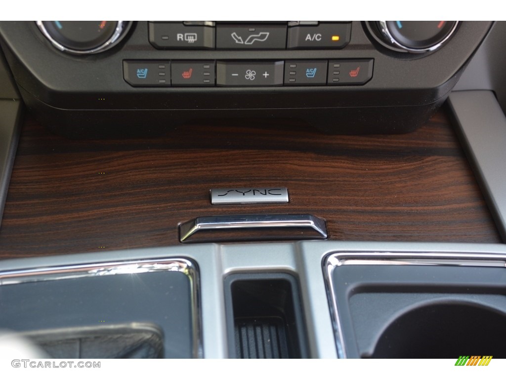 2016 F150 XLT SuperCrew 4x4 - Blue Jeans / Medium Earth Gray photo #35