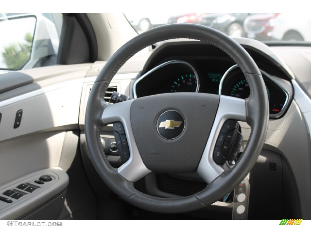 2011 Traverse LT AWD - Silver Ice Metallic / Dark Gray/Light Gray photo #11