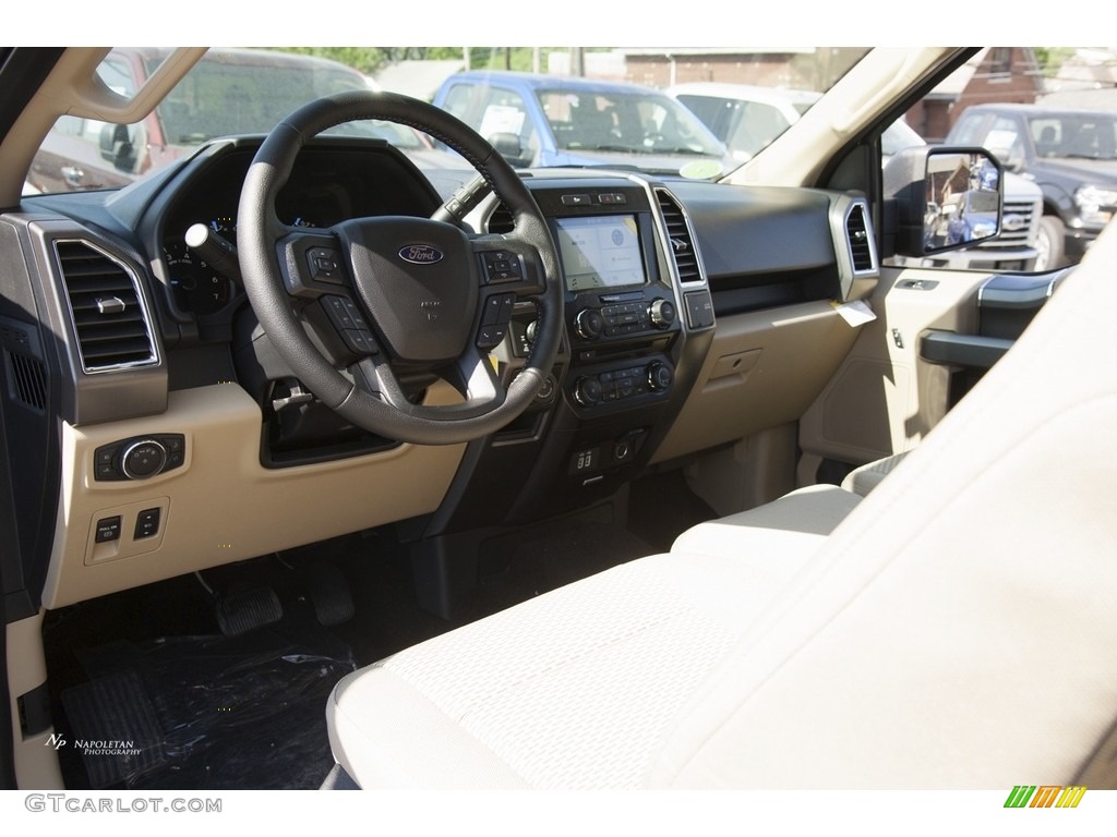 2016 F150 XLT SuperCab 4x4 - Caribou / Medium Light Camel photo #6