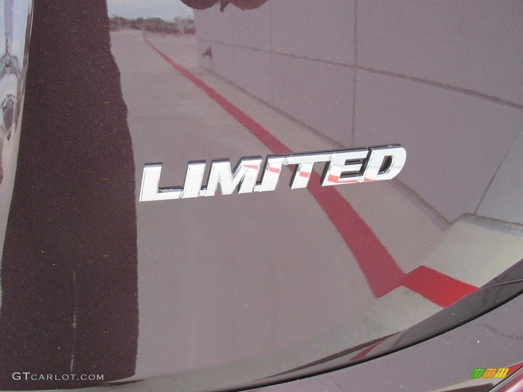 2016 RAV4 Limited - Black Currant Metallic / Black photo #14
