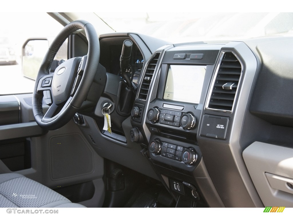 2016 F150 XLT SuperCrew 4x4 - Shadow Black / Medium Earth Gray photo #10