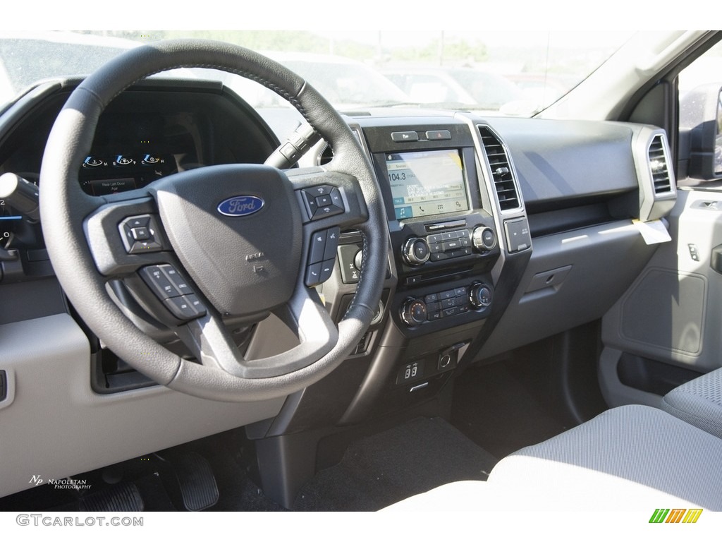 2016 F150 XLT SuperCab 4x4 - Blue Flame / Medium Earth Gray photo #6