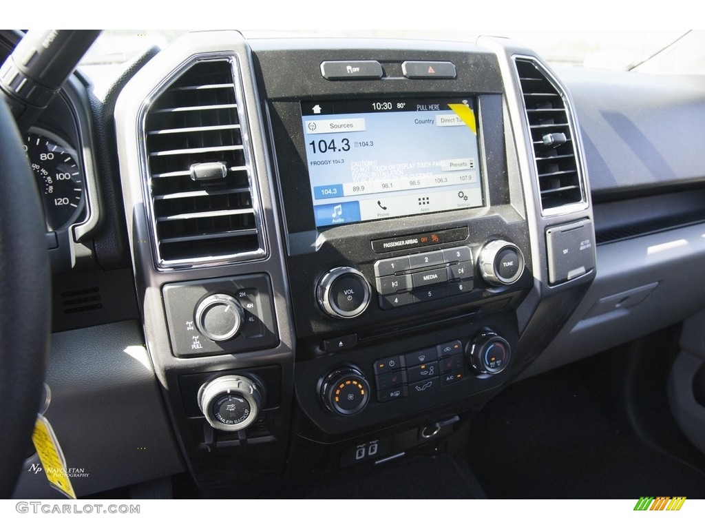 2016 F150 XLT SuperCab 4x4 - Blue Flame / Medium Earth Gray photo #10