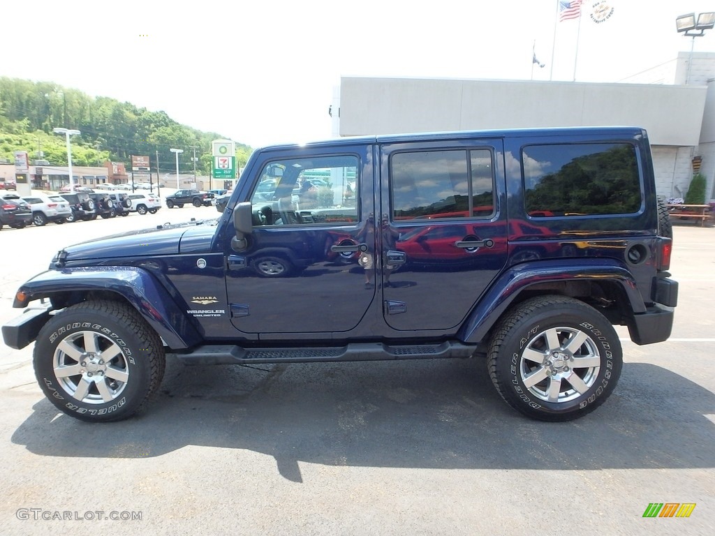 2013 Wrangler Unlimited Sahara 4x4 - True Blue Pearl / Black/Dark Saddle photo #2