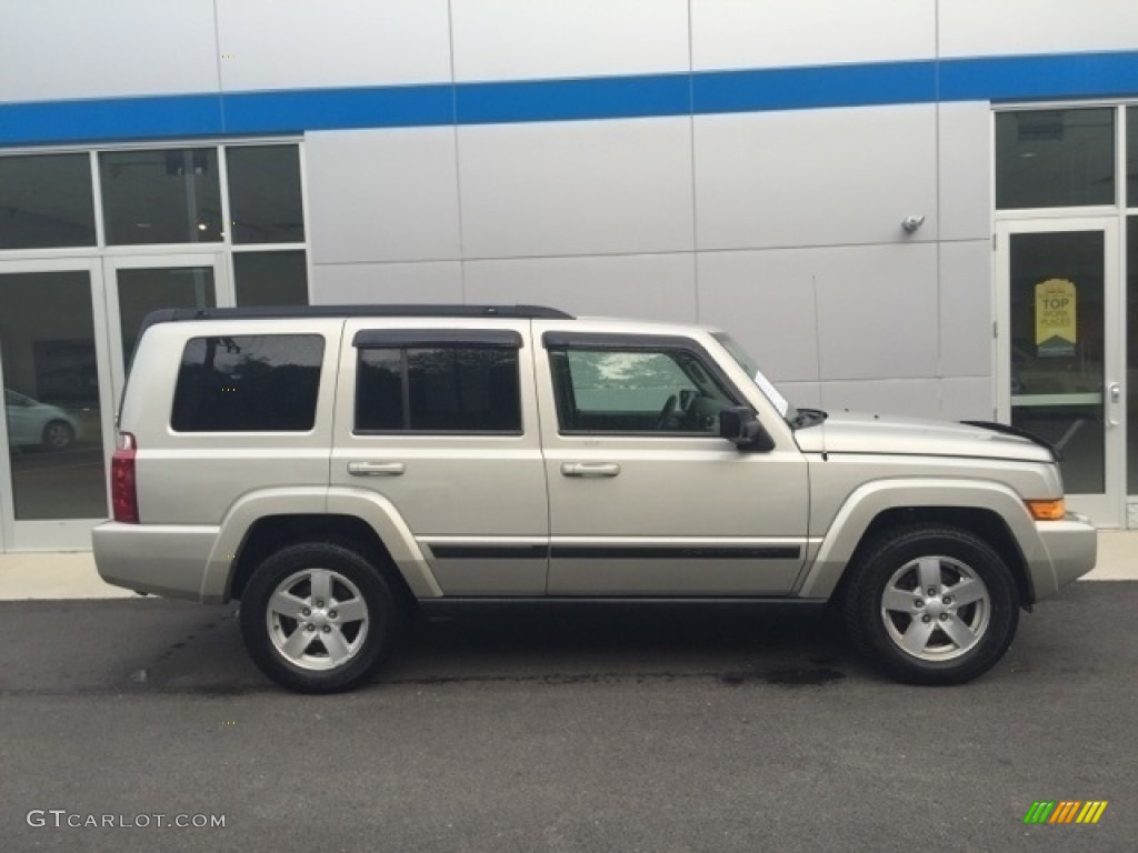 2008 Commander Sport 4x4 - Light Graystone Pearl / Dark Khaki/Light Graystone photo #2