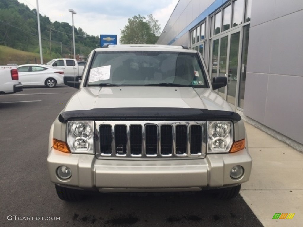 2008 Commander Sport 4x4 - Light Graystone Pearl / Dark Khaki/Light Graystone photo #3