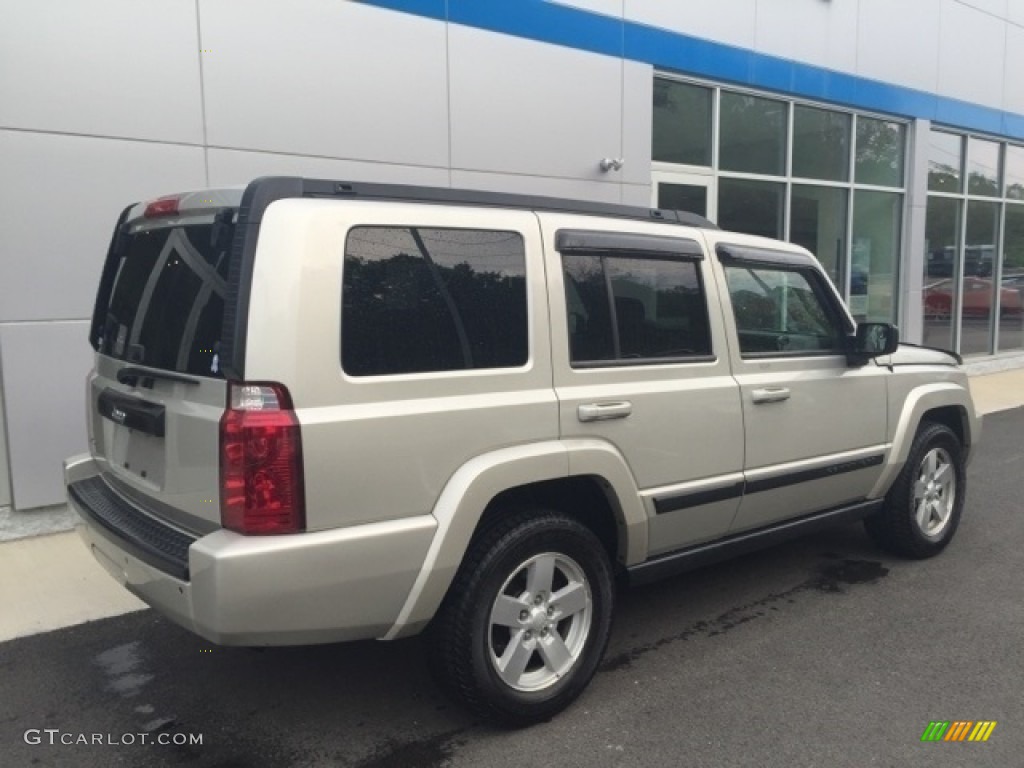 2008 Commander Sport 4x4 - Light Graystone Pearl / Dark Khaki/Light Graystone photo #7