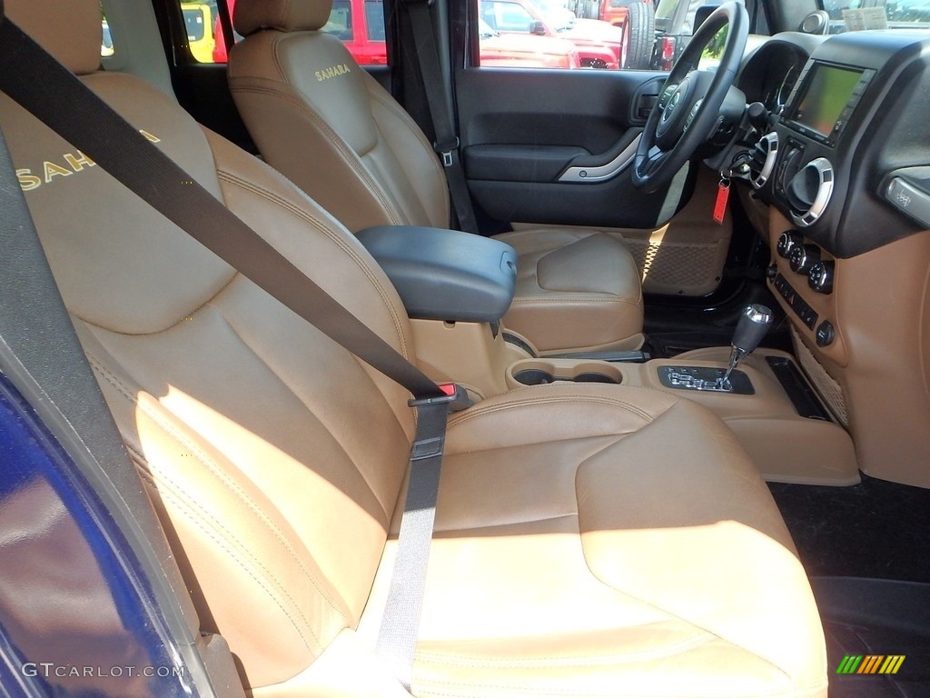 2013 Wrangler Unlimited Sahara 4x4 - True Blue Pearl / Black/Dark Saddle photo #10