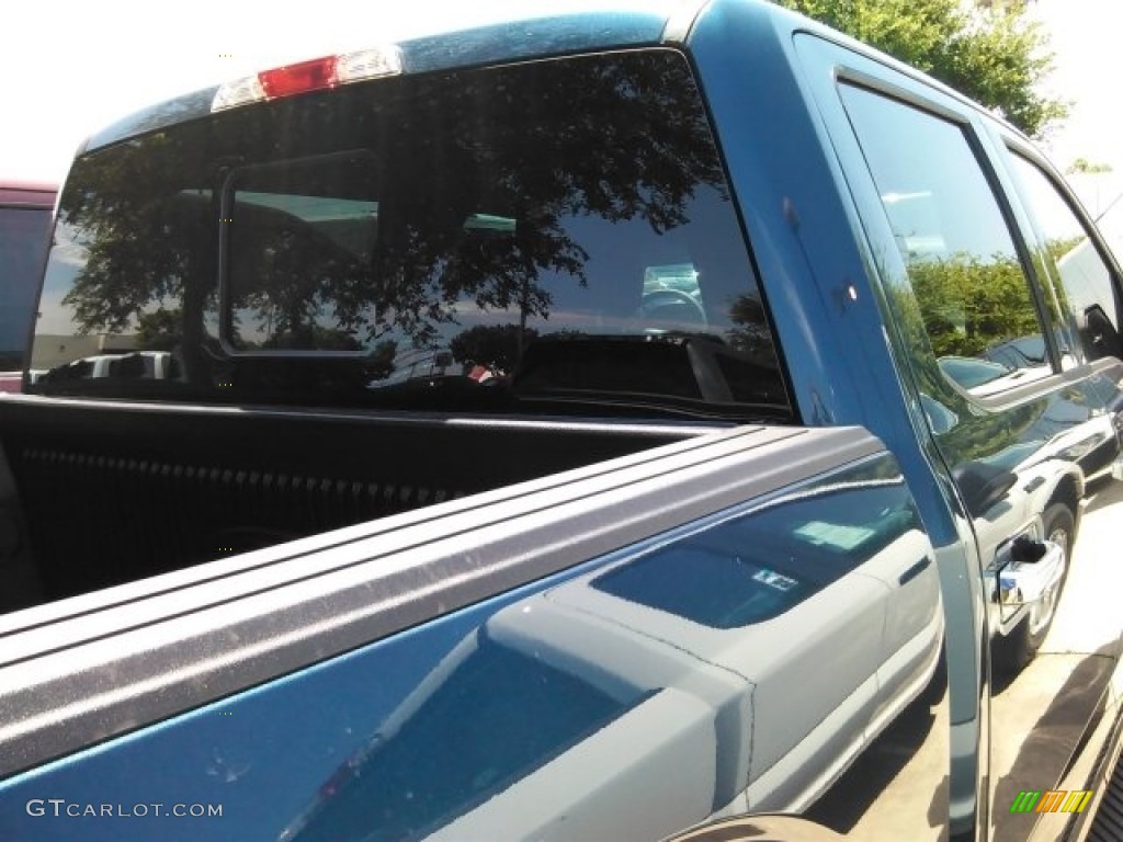 2016 F150 XLT SuperCrew - Blue Jeans / Medium Earth Gray photo #5