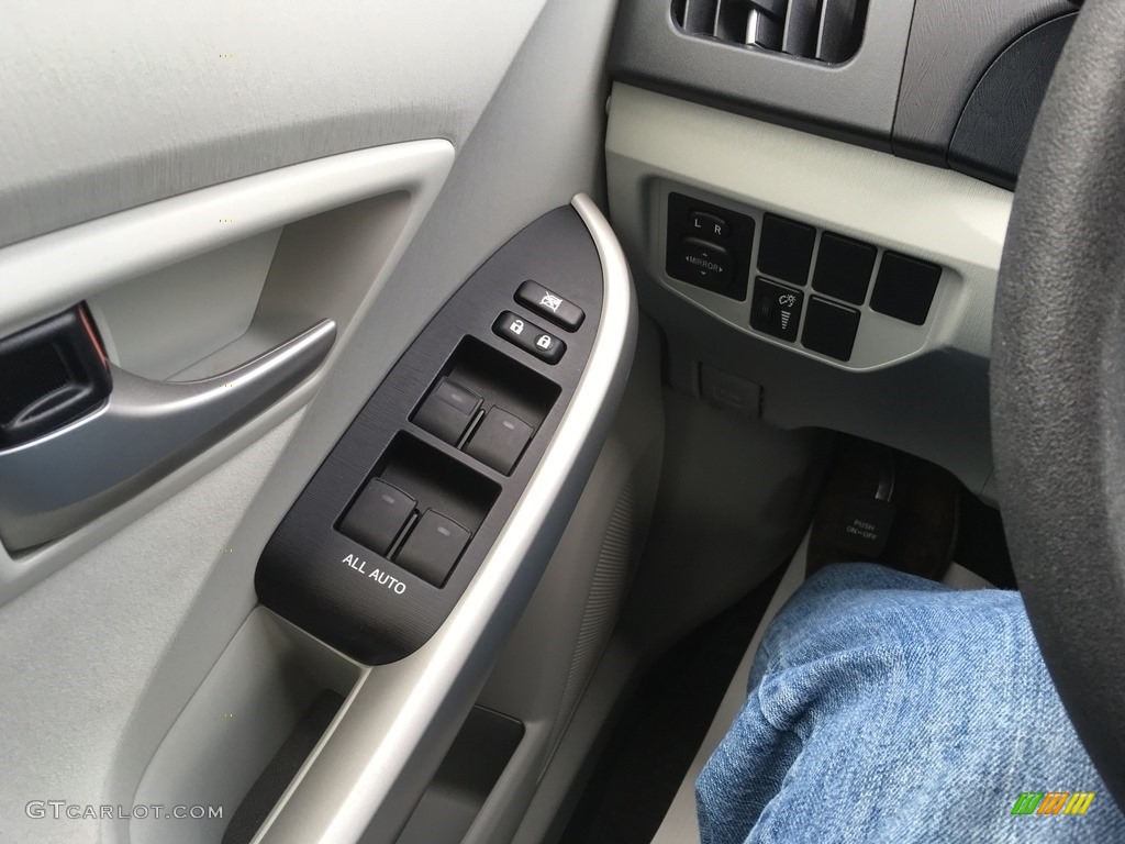 2012 Prius 3rd Gen Two Hybrid - Nautical Blue Metallic / Bisque photo #8