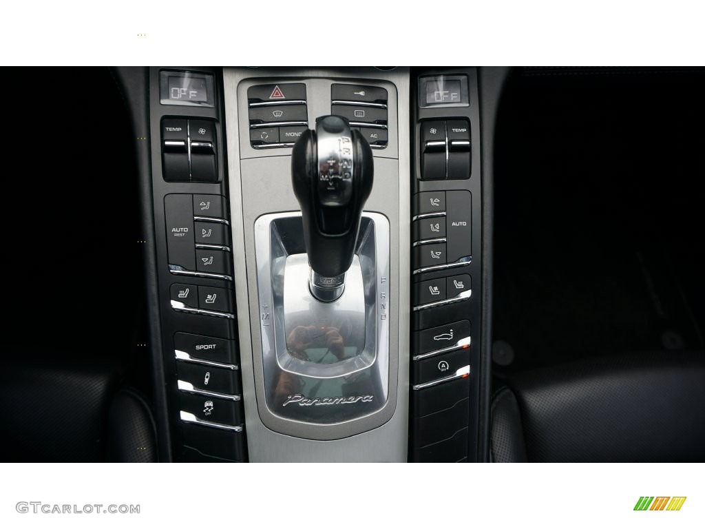 2011 Panamera 4S - Platinum Silver Metallic / Black photo #34