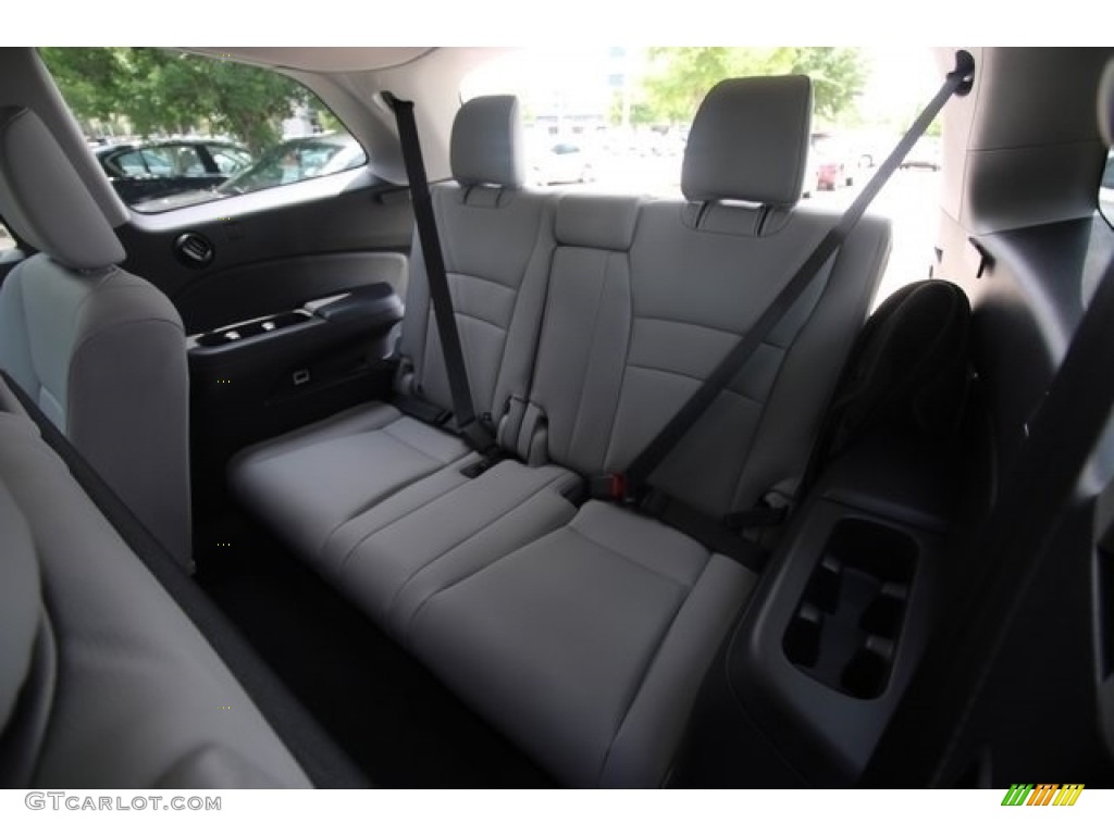 2016 Pilot EX-L - Lunar Silver Metallic / Gray photo #23