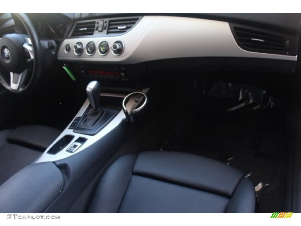 2011 Z4 sDrive30i Roadster - Alpine White / Black photo #29