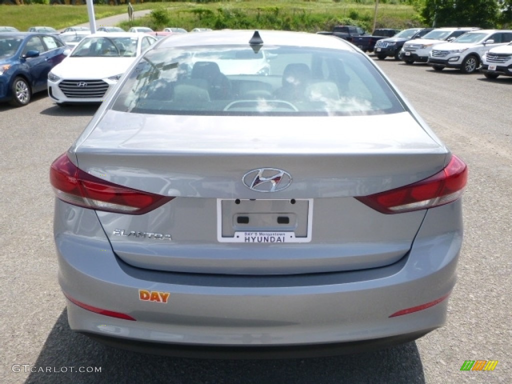 2017 Elantra SE - Gray / Gray photo #8