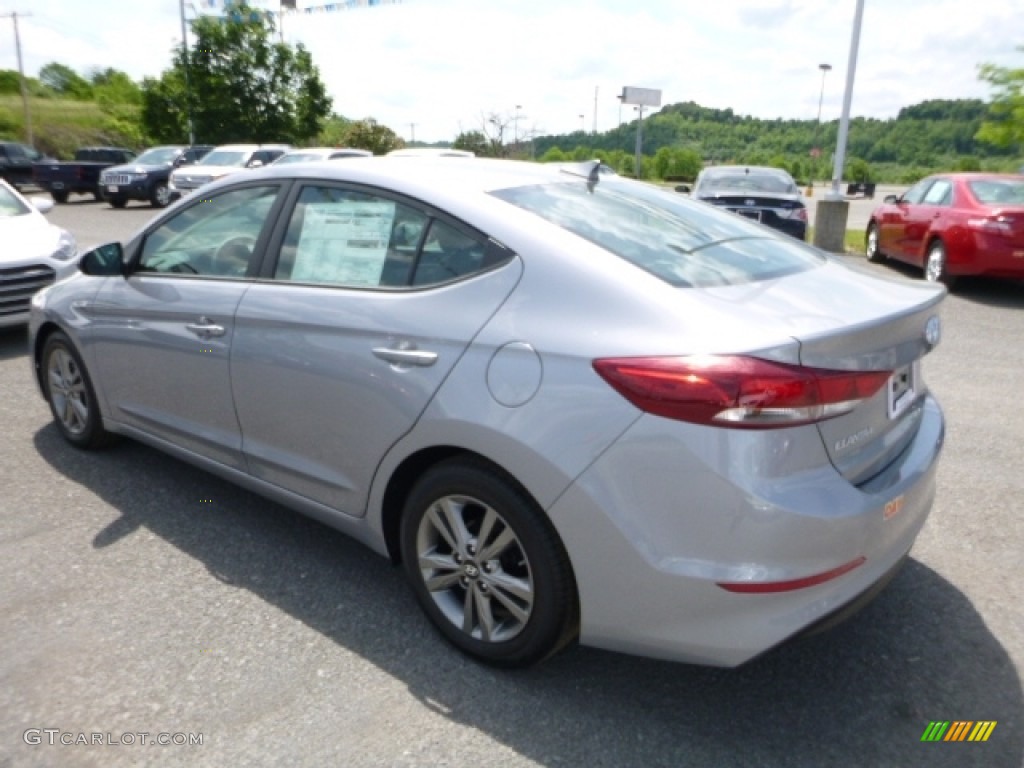 2017 Elantra SE - Gray / Gray photo #9