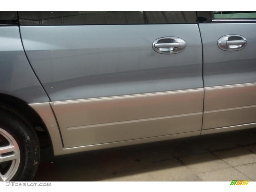 2004 Freestar Limited - Medium Steel Blue Metallic / Flint Grey photo #62