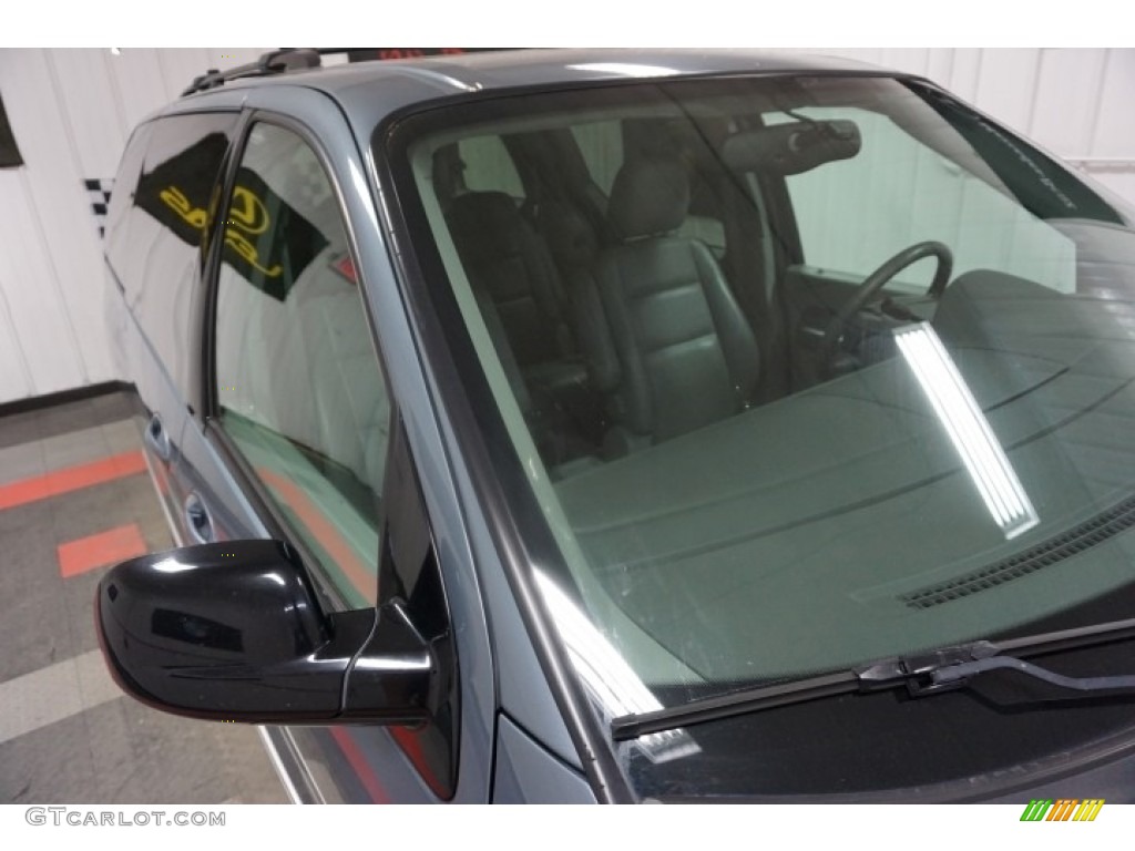 2004 Freestar Limited - Medium Steel Blue Metallic / Flint Grey photo #87