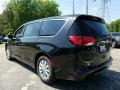 2017 Brilliant Black Crystal Pearl Chrysler Pacifica Touring  photo #4