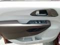 2017 Chrysler Pacifica Cognac/Alloy/Toffee Interior Door Panel Photo