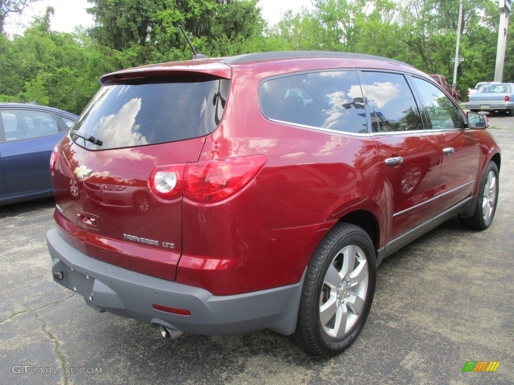 2009 Traverse LTZ AWD - Dark Cherry Metallic / Cashmere/Ebony photo #4
