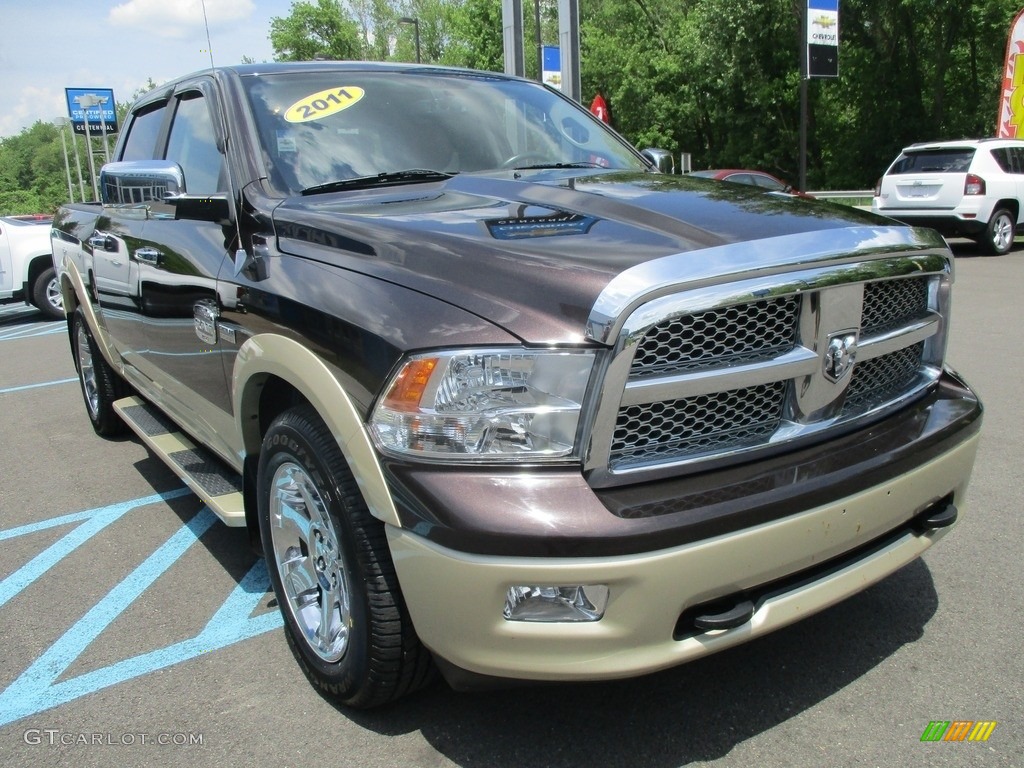 2011 Ram 1500 Laramie Longhorn Crew Cab 4x4 - Rugged Brown Pearl / Light Pebble Beige/Bark Brown photo #16