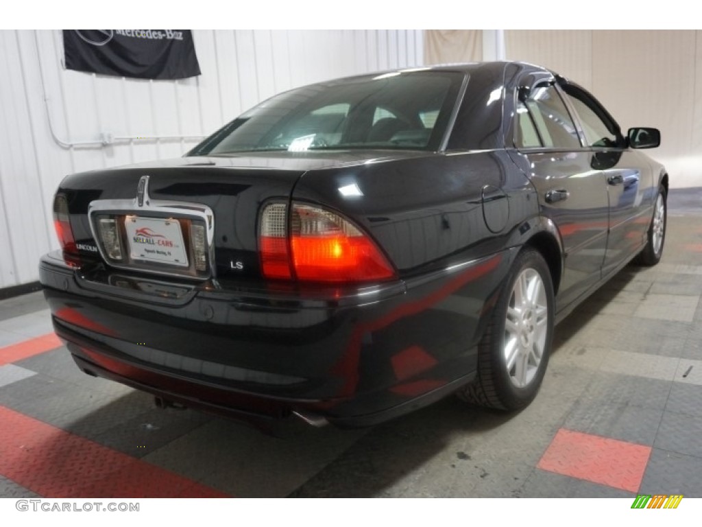 2003 LS V8 - Black / Black photo #8