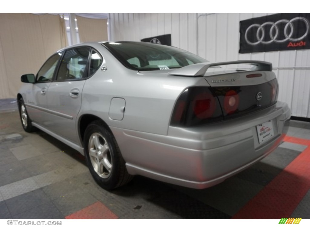 2004 Impala LS - Medium Gray Metallic / Medium Gray photo #10