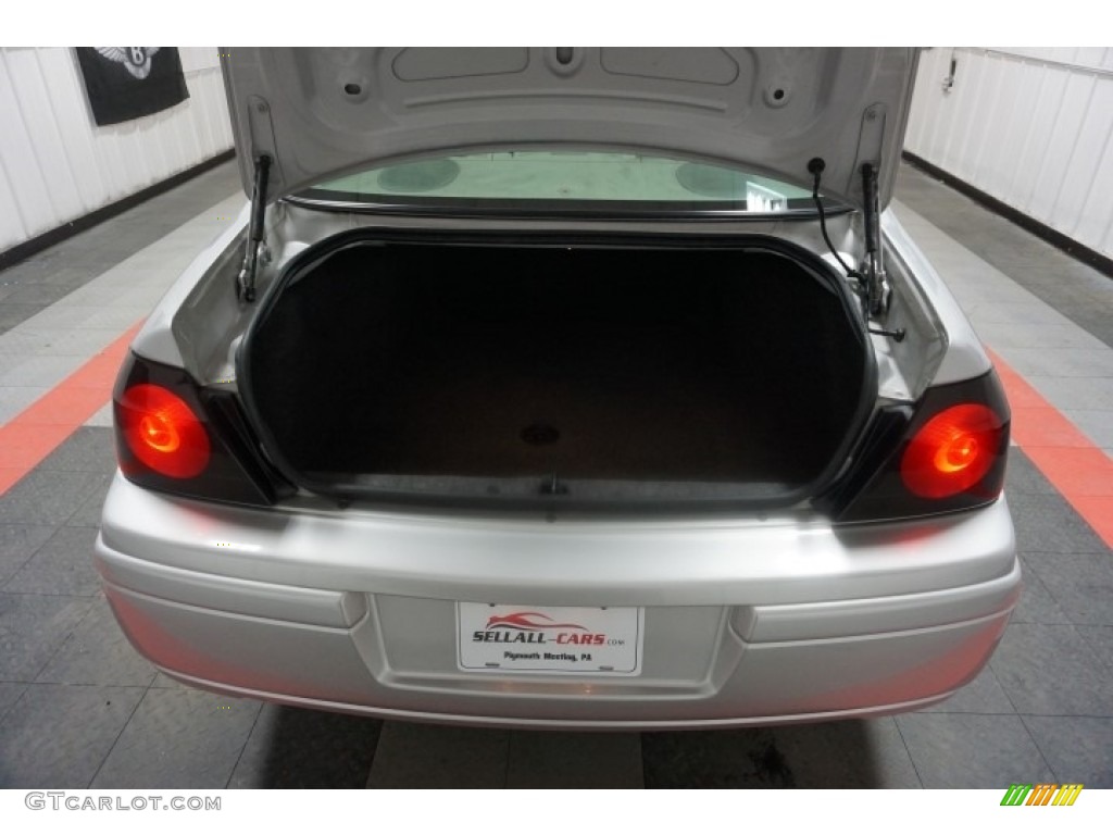 2004 Impala LS - Medium Gray Metallic / Medium Gray photo #20