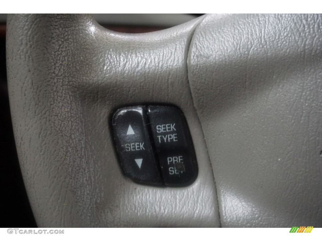 2004 Impala LS - Medium Gray Metallic / Medium Gray photo #29