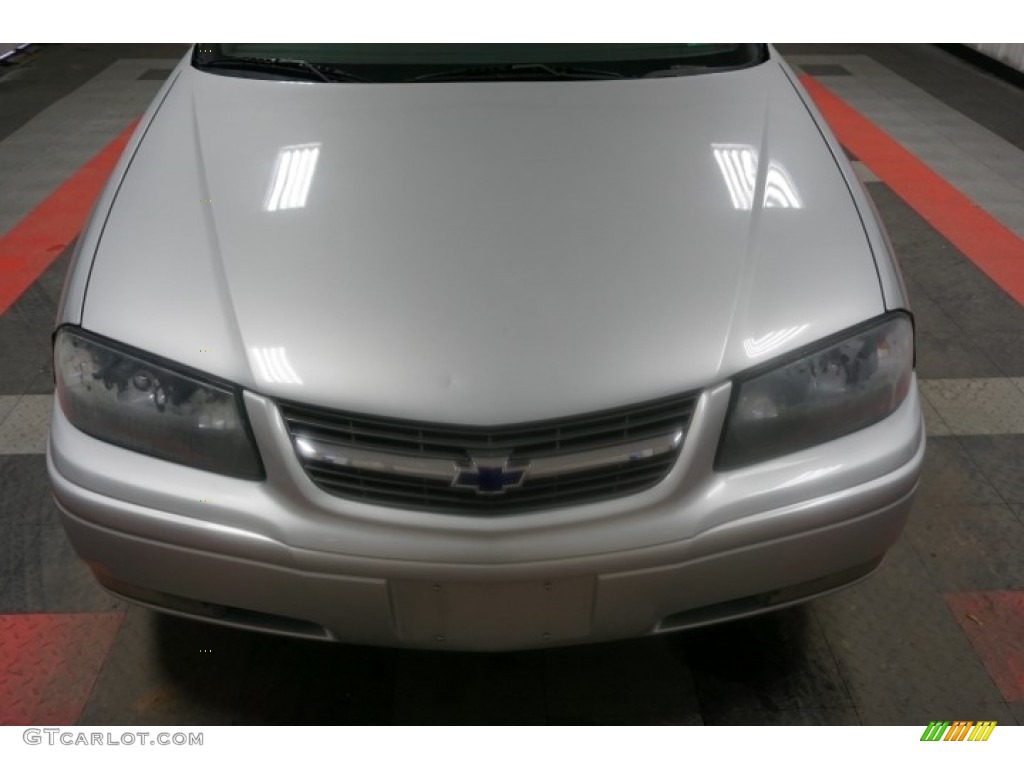 2004 Impala LS - Medium Gray Metallic / Medium Gray photo #50