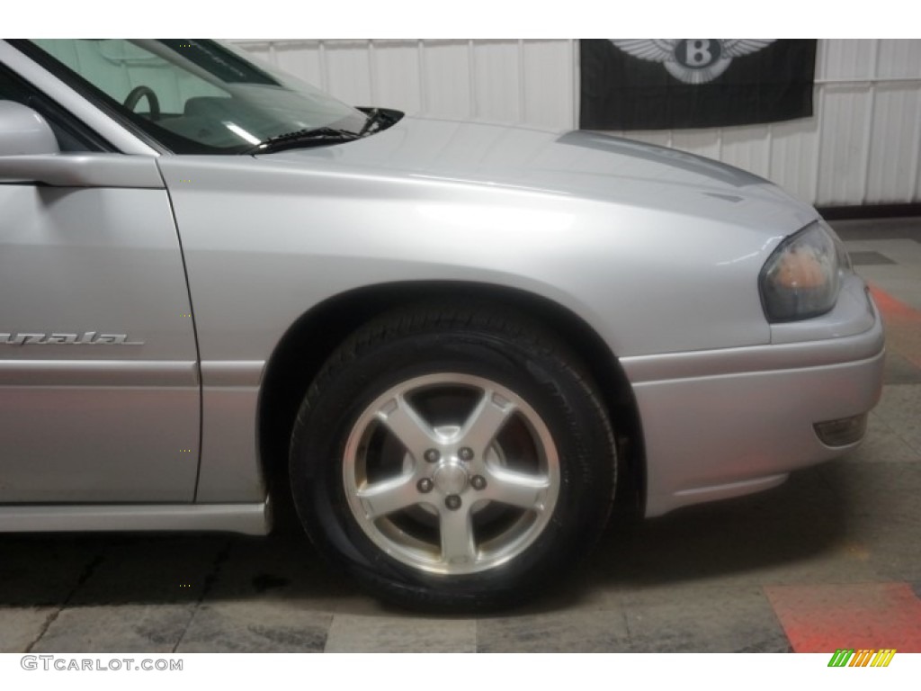 2004 Impala LS - Medium Gray Metallic / Medium Gray photo #51
