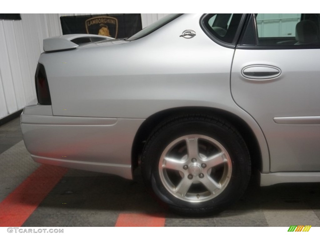 2004 Impala LS - Medium Gray Metallic / Medium Gray photo #58