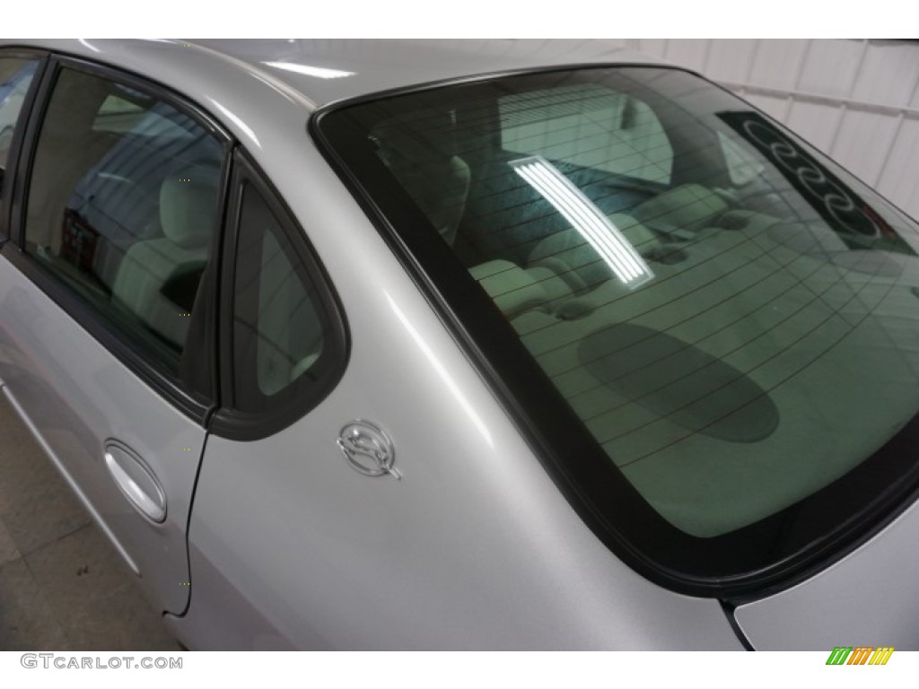 2004 Impala LS - Medium Gray Metallic / Medium Gray photo #79