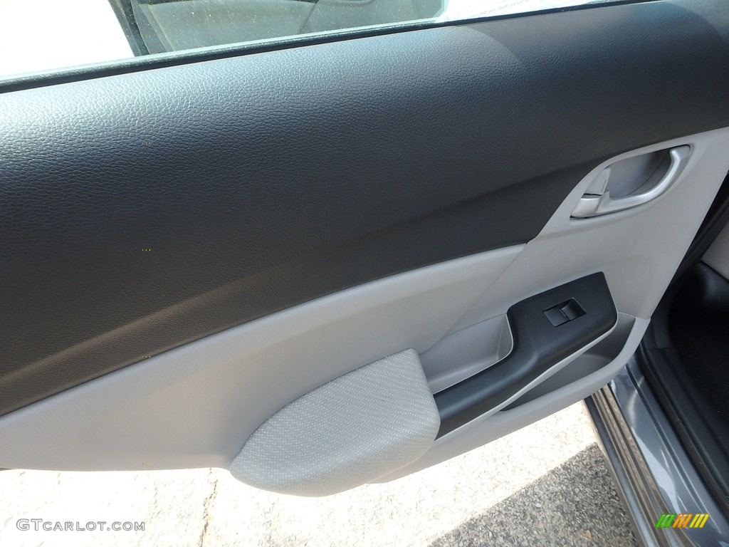 2013 Civic LX Sedan - Polished Metal Metallic / Gray photo #18