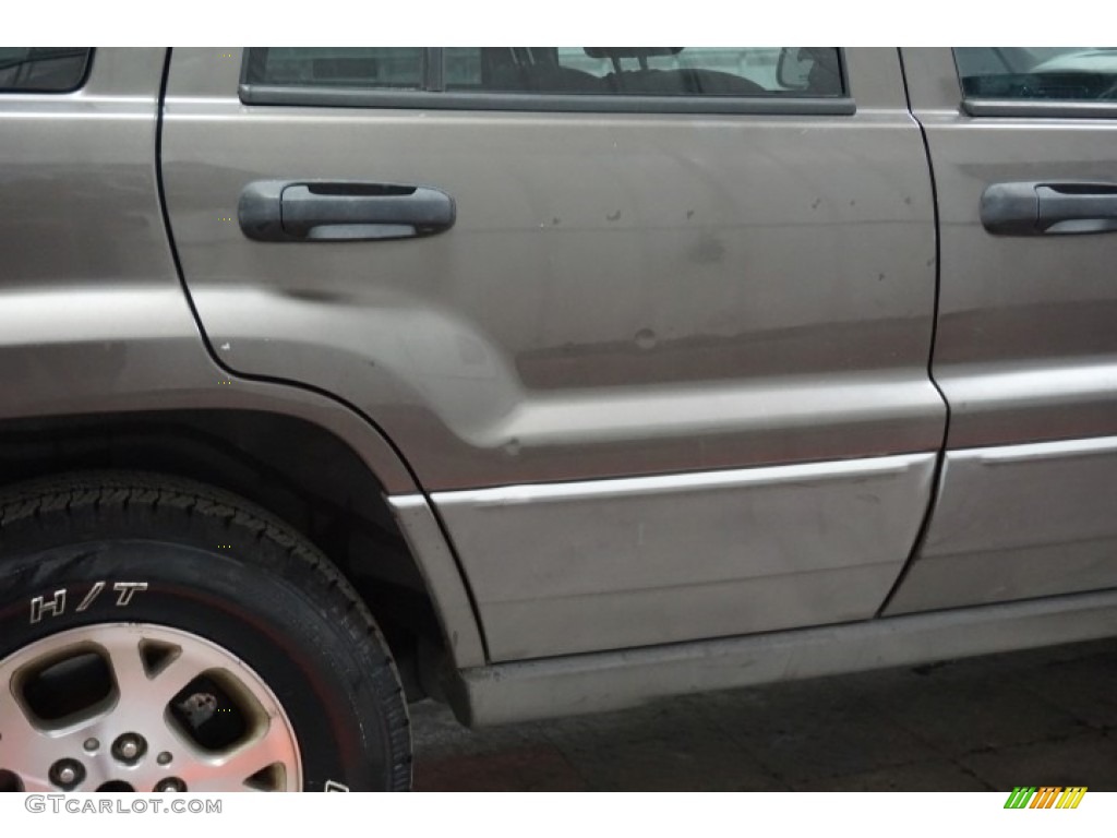 2000 Grand Cherokee Laredo 4x4 - Taupe Frost Metallic / Agate photo #57